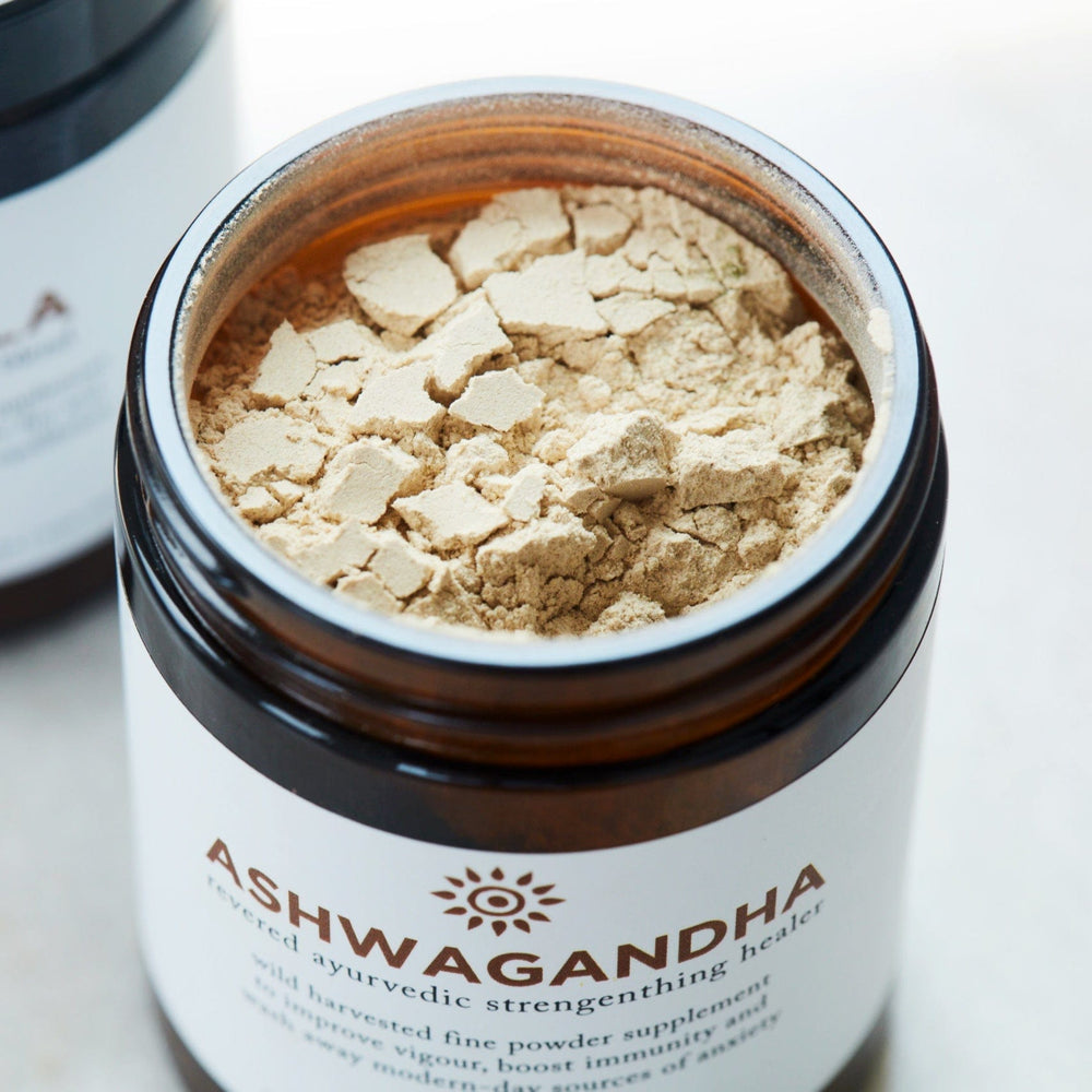 Organic Ashwagandha Powder open lid